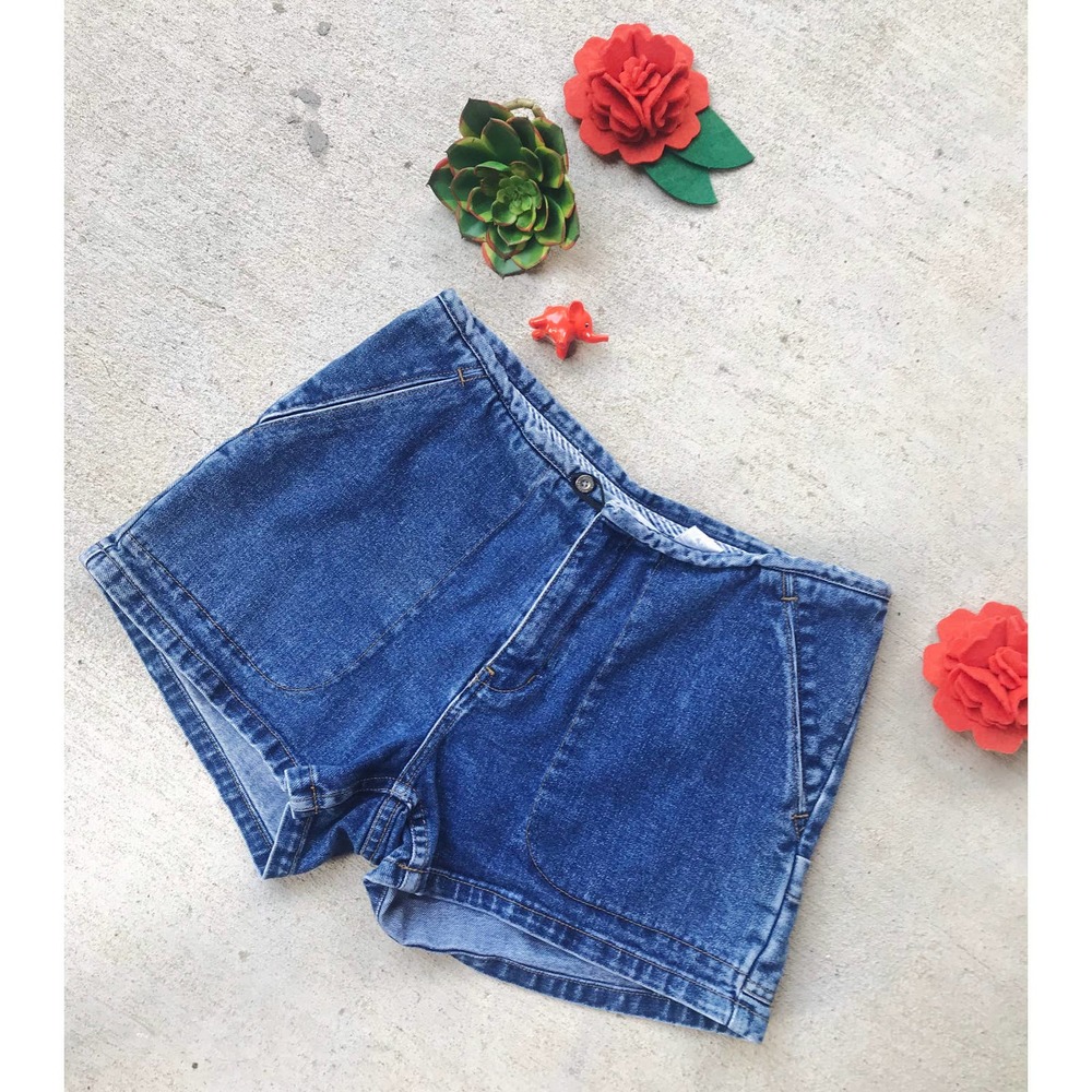 vintage 90s TOMMY HILFIGER low waist SHORTS y2k